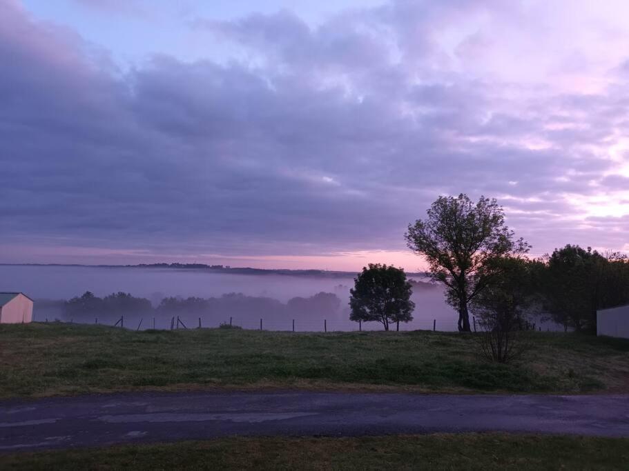 Gite Aux Vieux Bois Lunas  Exteriör bild