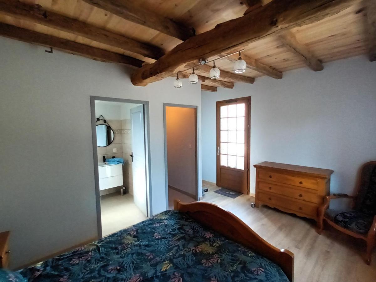 Gite Aux Vieux Bois Lunas  Exteriör bild