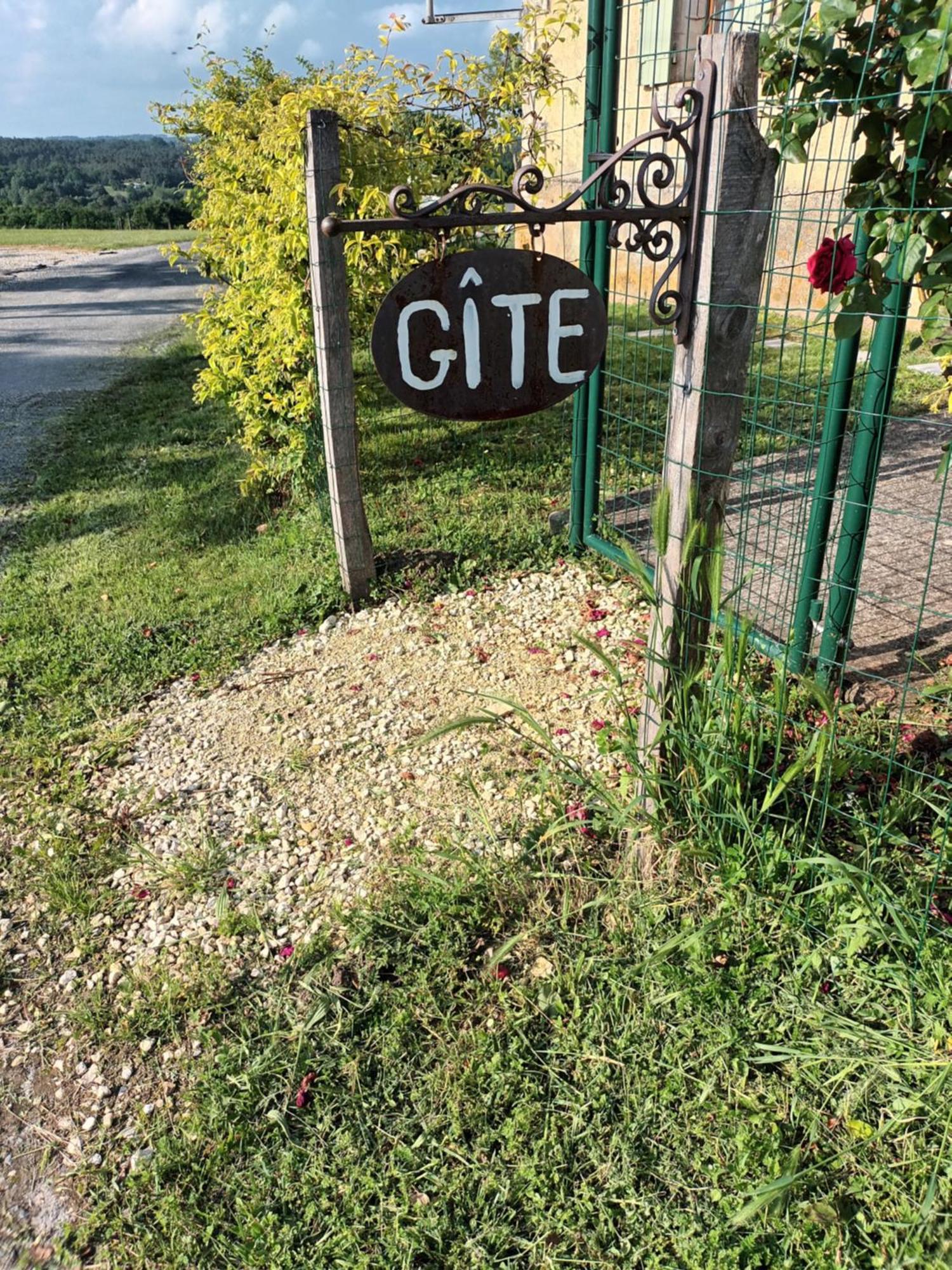 Gite Aux Vieux Bois Lunas  Rum bild